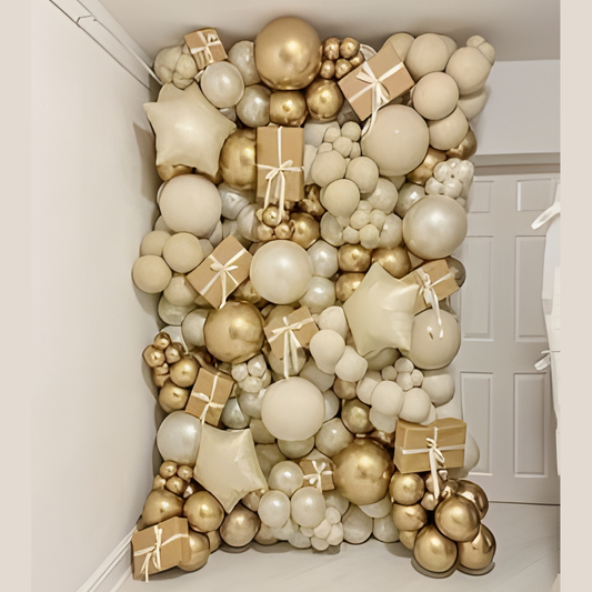 Full Golden Christmas Balloon Wall