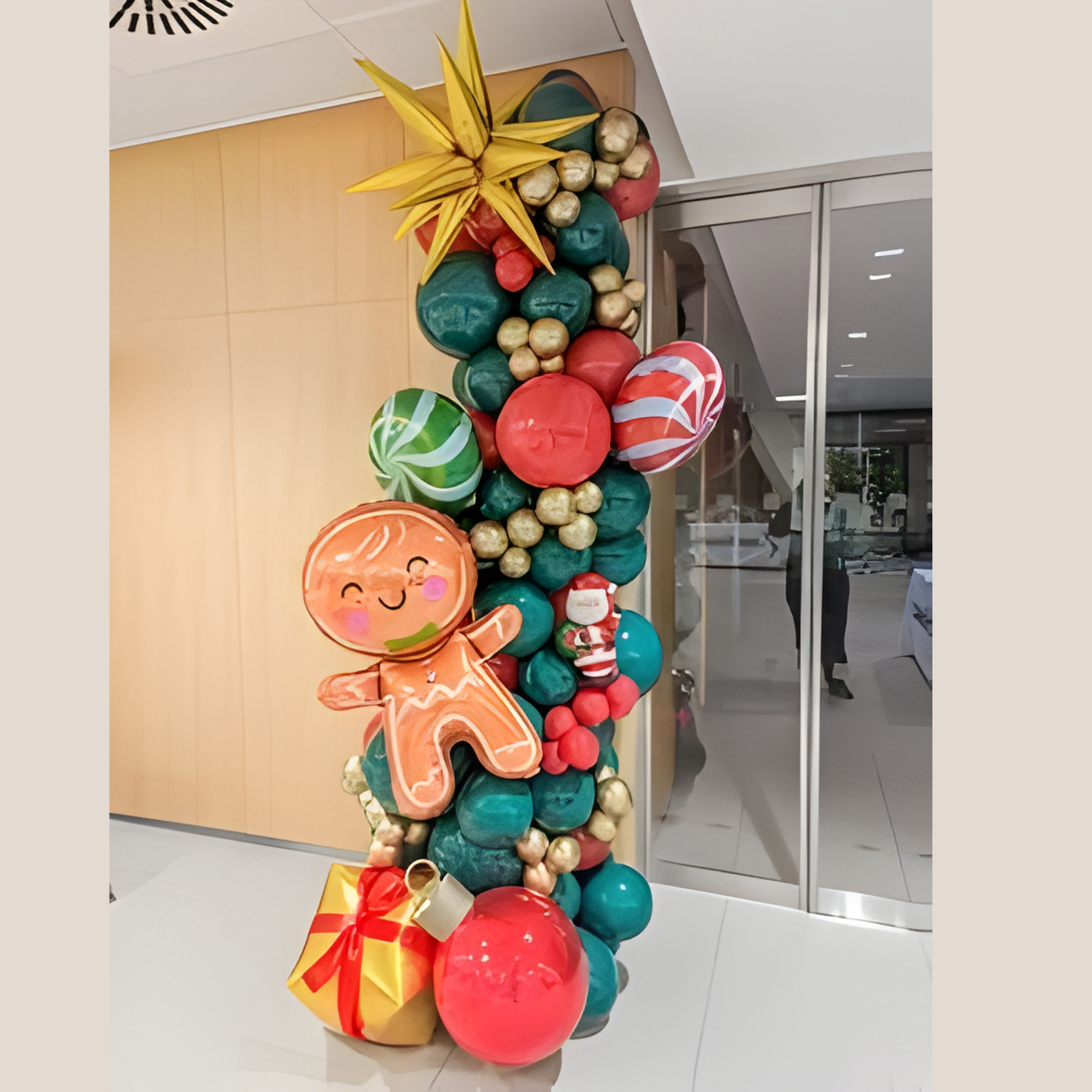 Gingerbread Christmas Balloon Tower