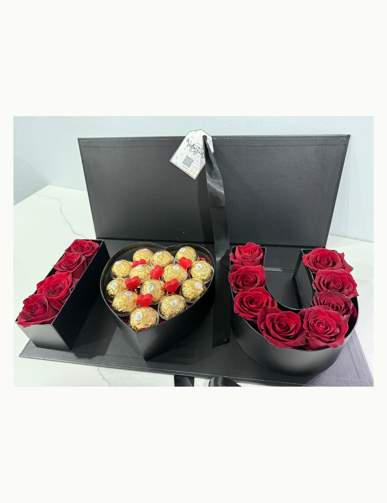 ❤️ "I LOVE YOU" Floral Arrangement – Roses, Chocolates & Romantic Gifts (Toronto Delivery)