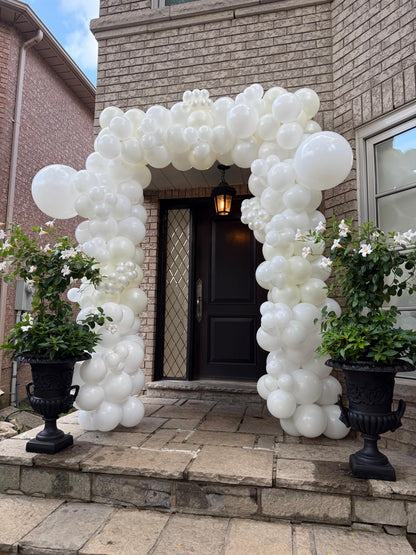 Balloon Door Arch – Elegant Welcome Decoration for Events in Toronto & GTA